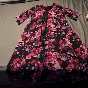 torrid dress. Torrid size 1 =size 14/16
25$ or 2/40$